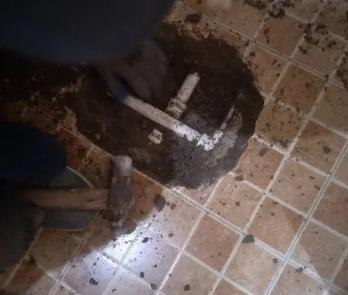 嘉峪关卫生间漏水维修公司为您分享下卫生间渗水如何处理及注意事项